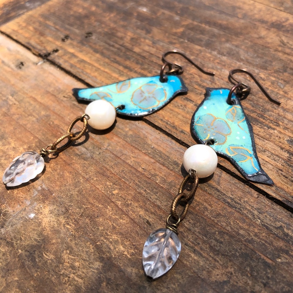 Painted Enamel Bird Pearl Earrings - Picture 8 of 9